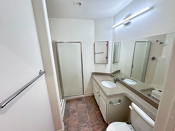 5th image of 1771 Beloit Ave APT 303