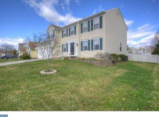 18 Vincent Dr, Burlington, NJ 08016