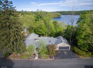 11 Hillside Ave, Stanhope, NJ