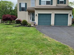 109 Adams Ln, Collegeville, PA 19426