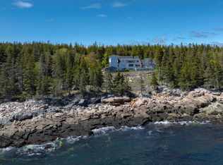 360 Red Point Rd, Swans Island, ME 04685