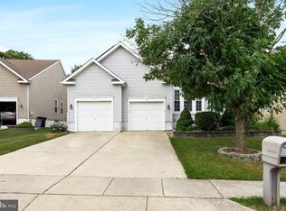 140 Nathan Hale Dr, Deptford, NJ 08096