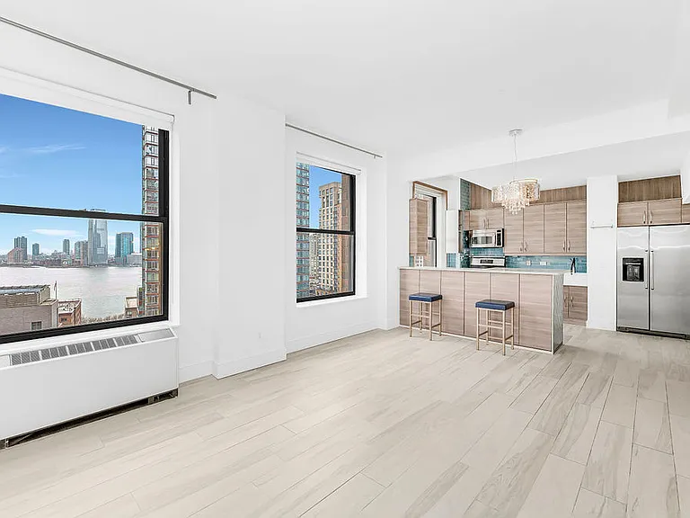 20 West St #18B — Photo 1