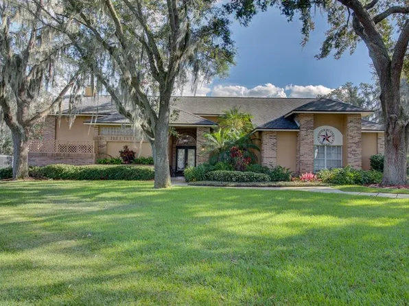 2004 Masters Way, Plant City, FL 33566