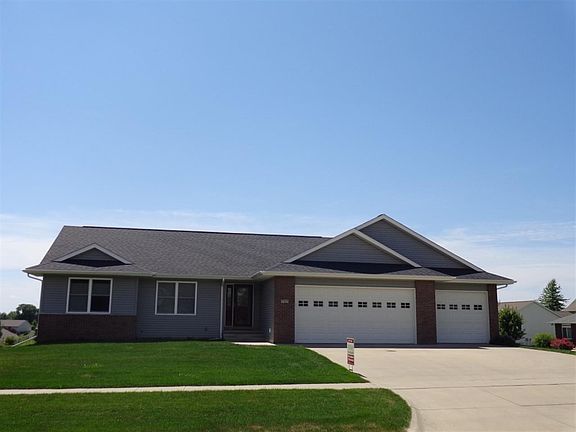 2nd image of 717 Blue Jay Ct