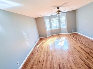 71 Hartford St Floor 2, Newark, NJ 07103
