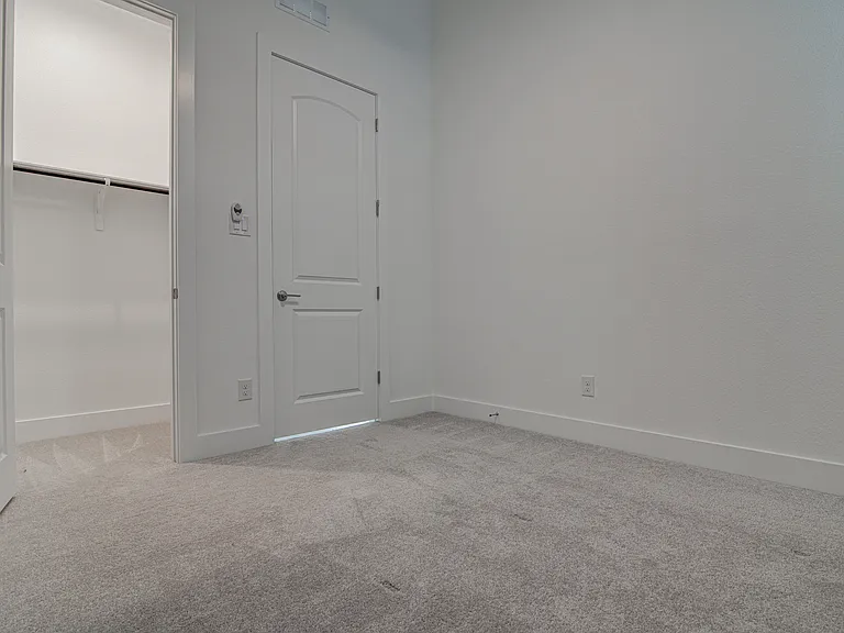 22300 Lago Lookout Ln — Photo 22