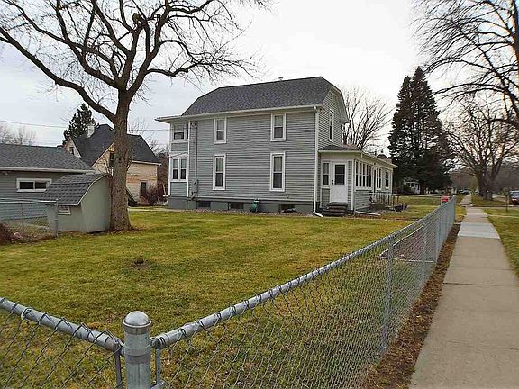 3rd image of 1007 Koenigstein Ave