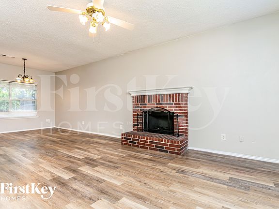 2nd image of 530 Alameda Ave