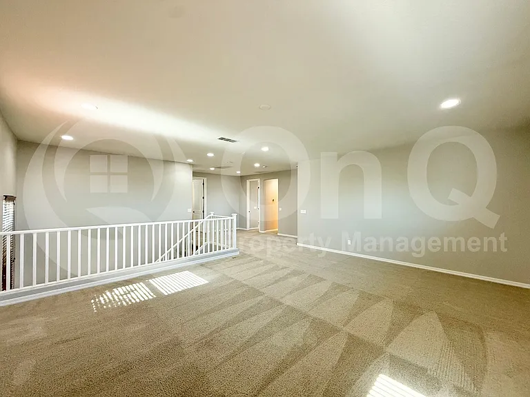 1007 E Buffalo St — Photo 24