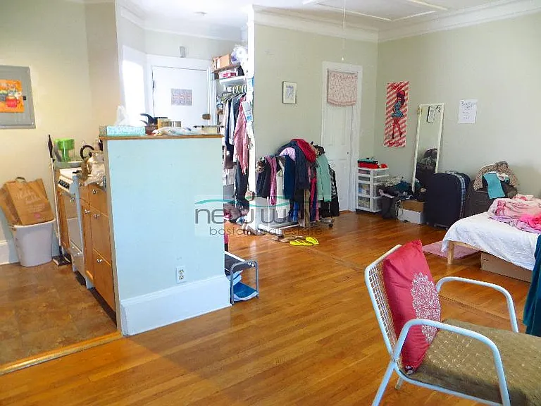 558 Columbus Ave #4R — Photo 6