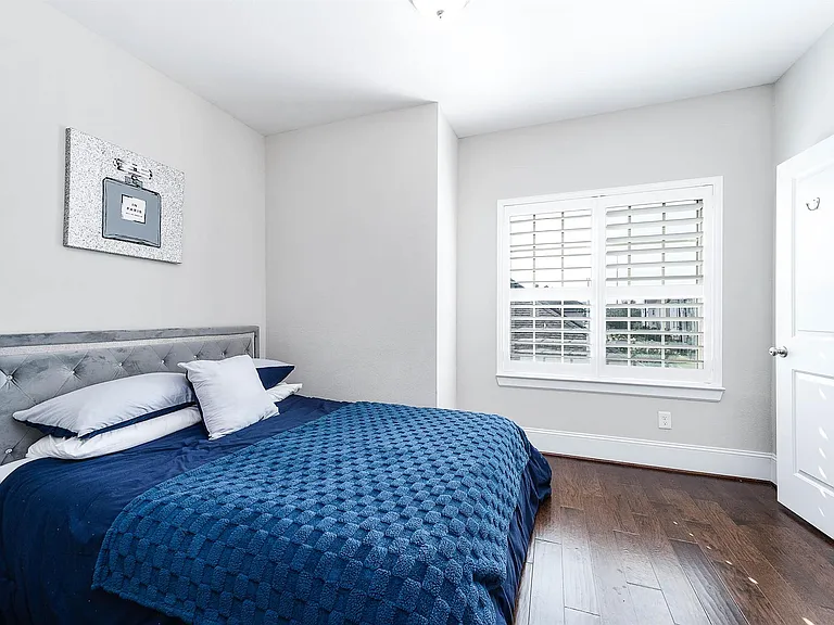 11027 Acorn Falls Dr — Photo 24