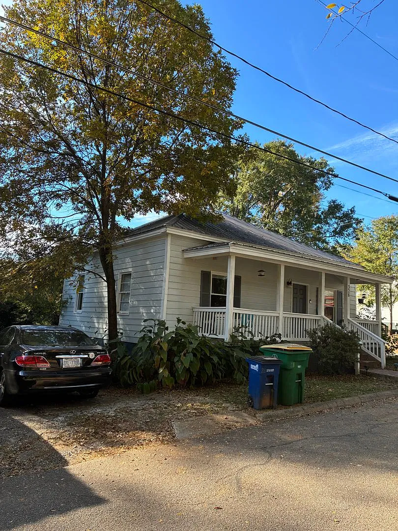 2 Bedroom/1 Bathroom House in New Town — Photo 3