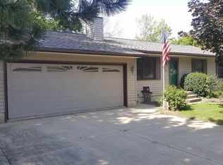 109 Shirley Ave, Elk Run Heights, IA