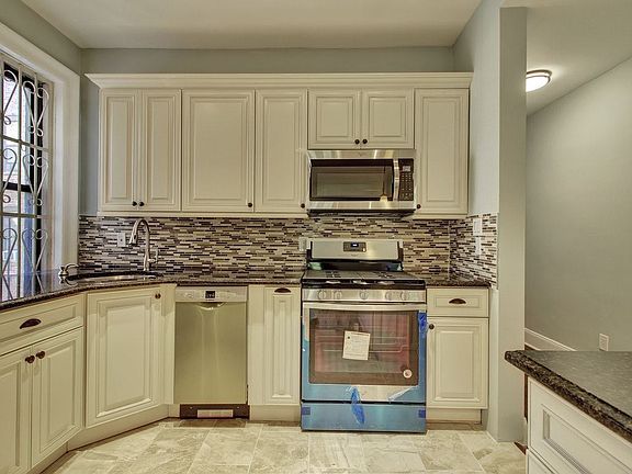 2nd image of 53 Duncan Ave APT 46