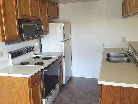 4th image of 2228 E Campbell Ave APT 233