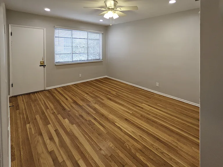458 S Oakhurst Dr #5 — Photo 13