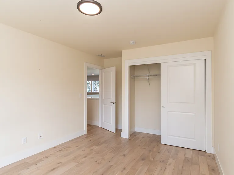 355 Ridgecrest Dr — Photo 26