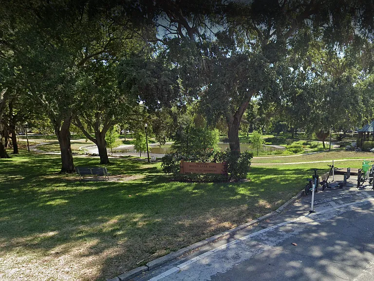 Walking Distance to Beautiful Round Lake Park