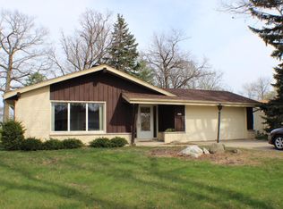 5218 S 20th St, Milwaukee, WI 53221
