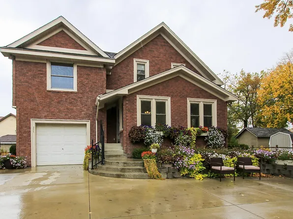 211 Horace Ave E, Dassel, MN 55325