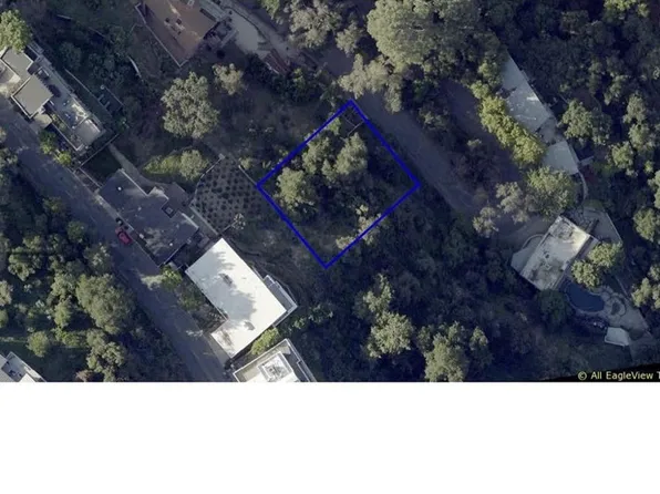 916 Glen Oaks Blvd #24, Pasadena, CA 91105