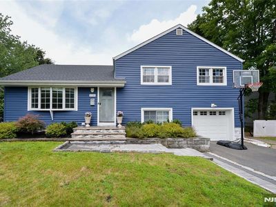 37-03 Northern Dr, Fair Lawn, NJ, 07410