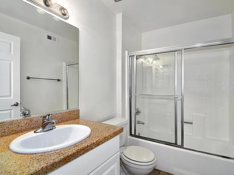 21500 Burbank Blvd #307 — Photo 8