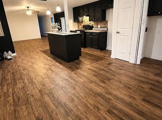 1901 Elm Dr, Kemp, TX 75143