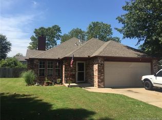 2604 S Maple Ave, Broken Arrow, OK 74012