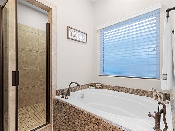 5th image of 6018 Adrian Dr