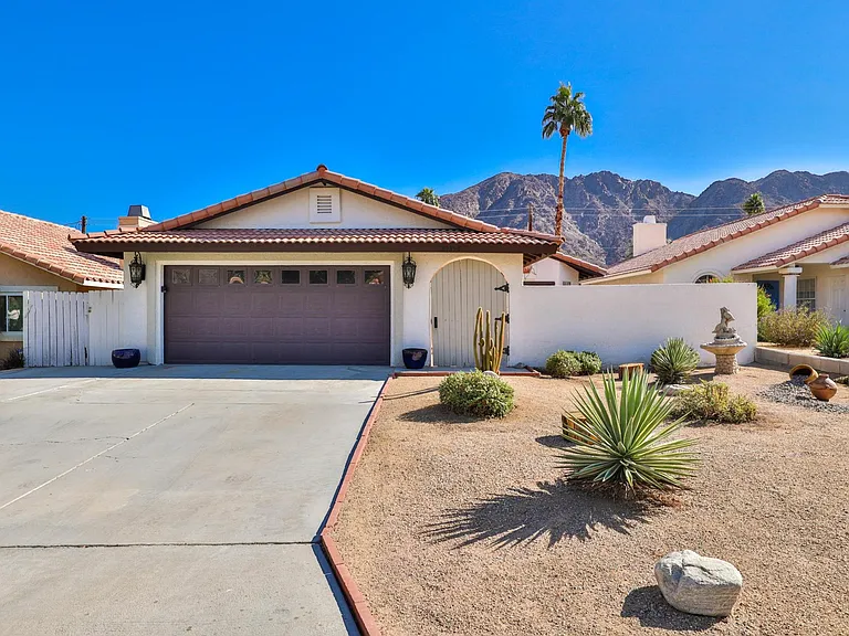 53390 Avenida Navarro — Photo 31