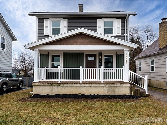 2nd image of 1808 Rosemont Blvd
