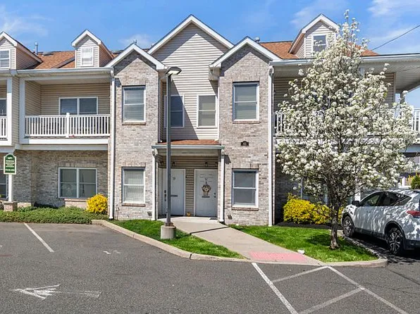 65 Schuyler Ave APT 11, North Arlington, NJ 07031