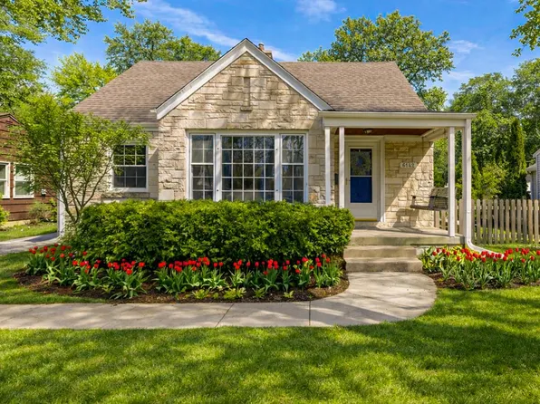 6142 North Apple Blossom LANE, Milwaukee, WI 53217