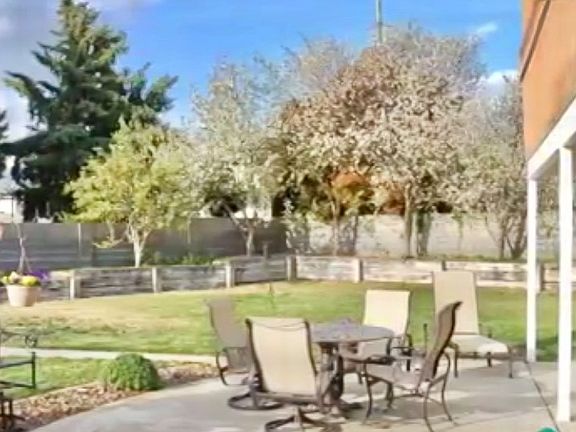 4th image of 3907 Calle Olivo NE