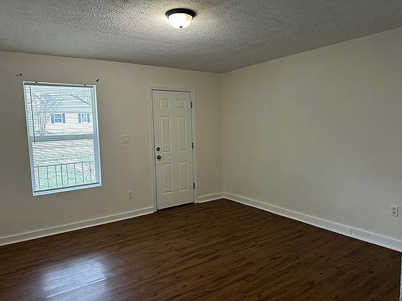 5th image of 1129 N Rogers Avenue