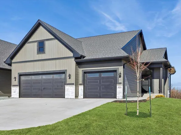 1024 Highland Trl, Solon, IA 52333