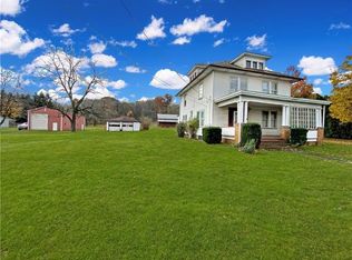 2006 Harbor Edinburg Rd, New Castle, PA 16101