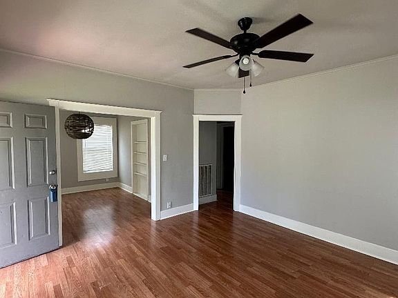 3rd image of 3275 Brandon St