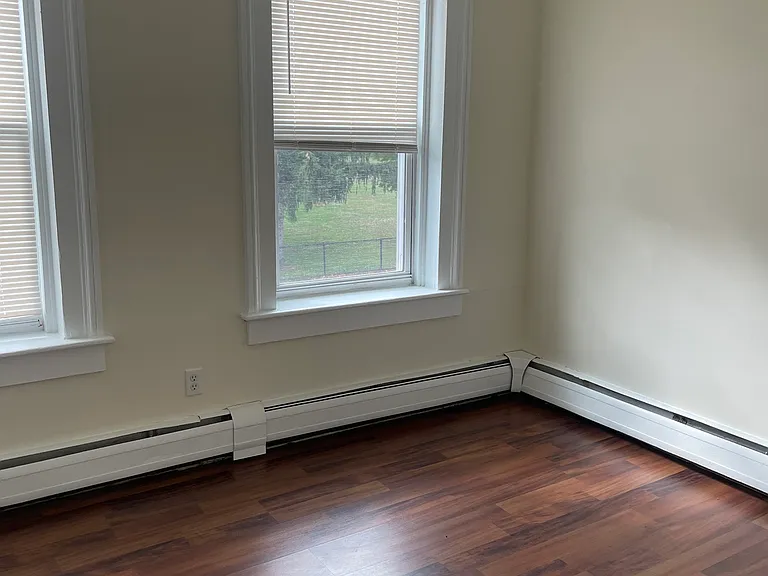 175 Humphrey St #1 — Photo 2