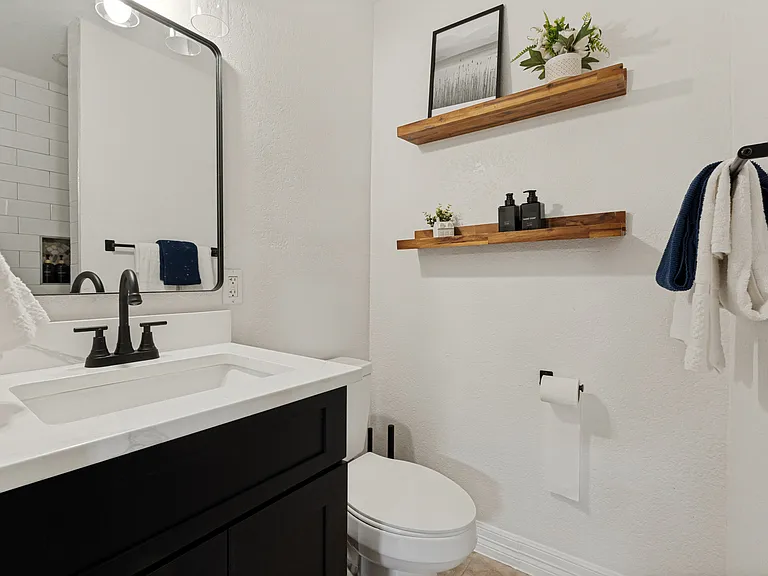 438 E Wright Blvd #2 — Photo 7
