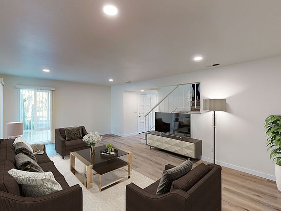 5th image of 1798 Crestmont Pl #A