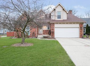 8951 Windwood Cir, Indianapolis, IN