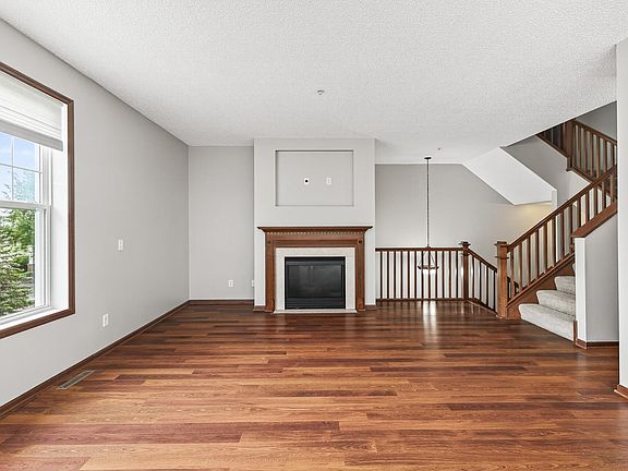 4th image of 15533 Eagle Shore Dr #806