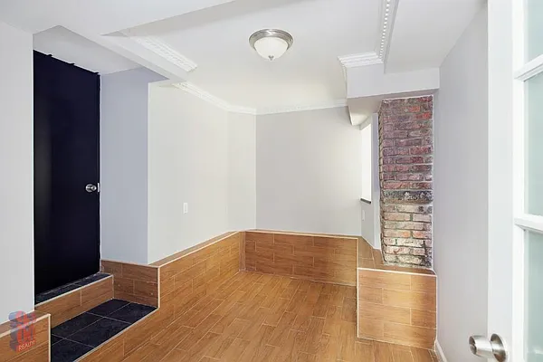 Rented by Centennial Properties NY | media 16