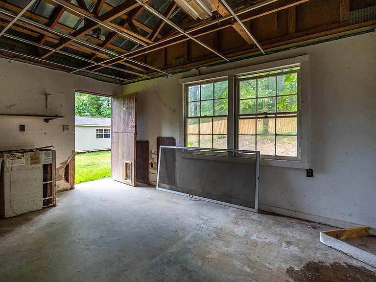 4222 Arbutus Dr — Photo 10