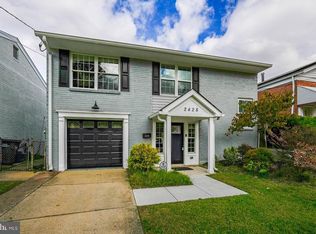 2425 Skyland Pl SE, Washington, DC 20020