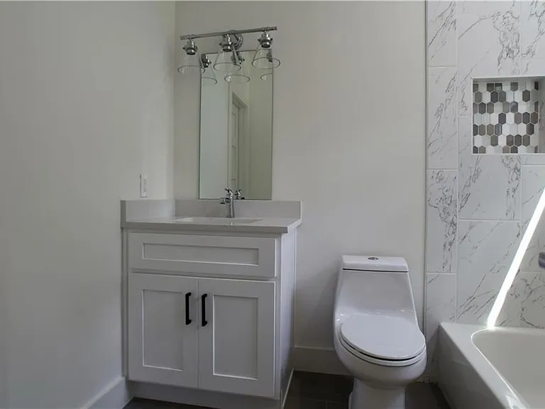 705 Harris Ave #C — Photo 29