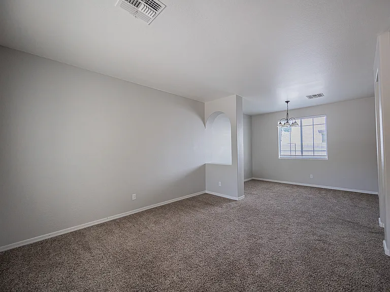 7422 S 27th Way — Photo 4